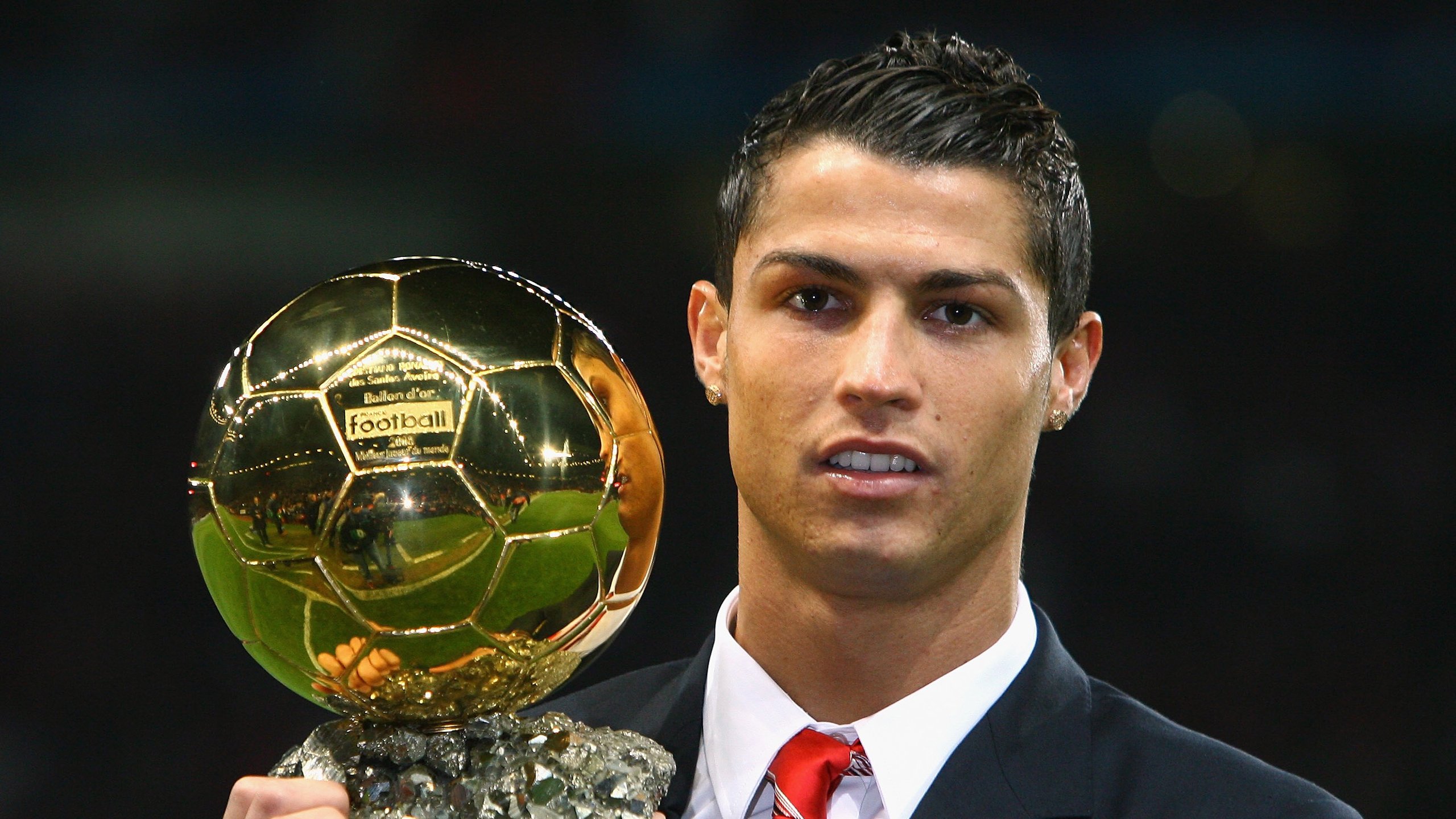 奥地利队在比赛中以强势取胜，证明实力之强，奥地利队强吗